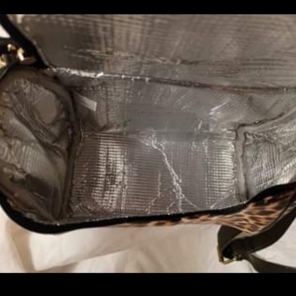 Purses - Picture 4 of 14